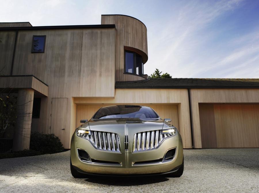 Lincoln MK9 Concept 2001 года  (фото 41 из 82)